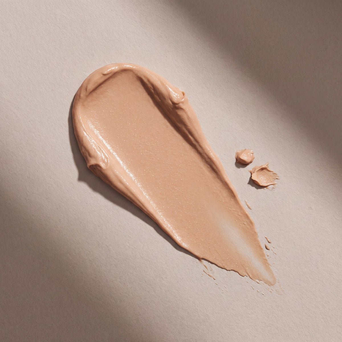 Colorescience Colour Balm Glow texture swatch