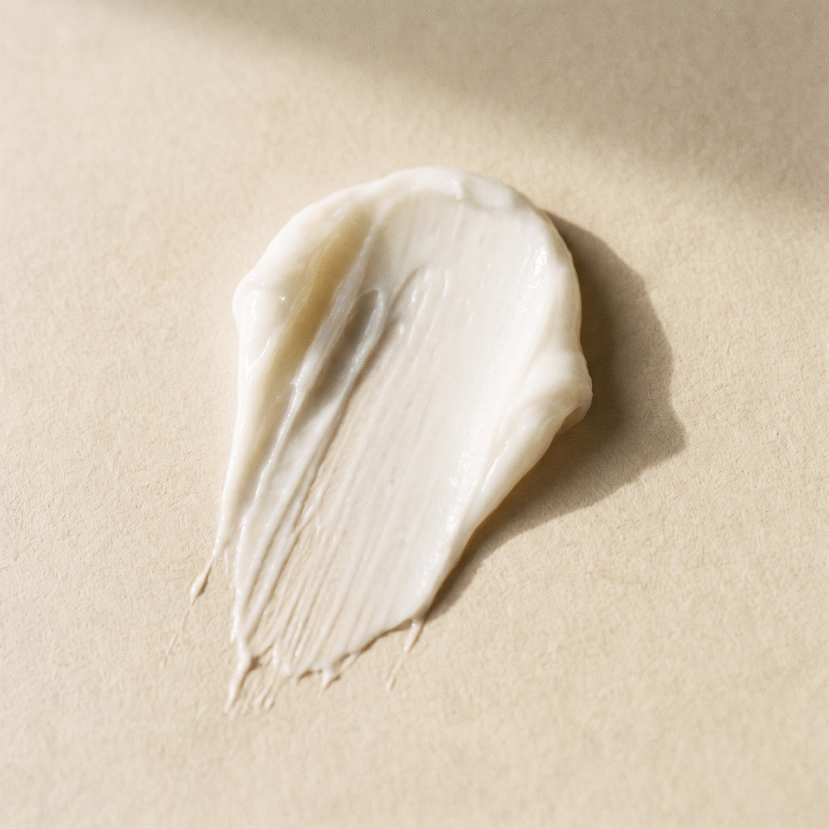 La Roche-Posay Cicaplast Baume B5+ balm texture